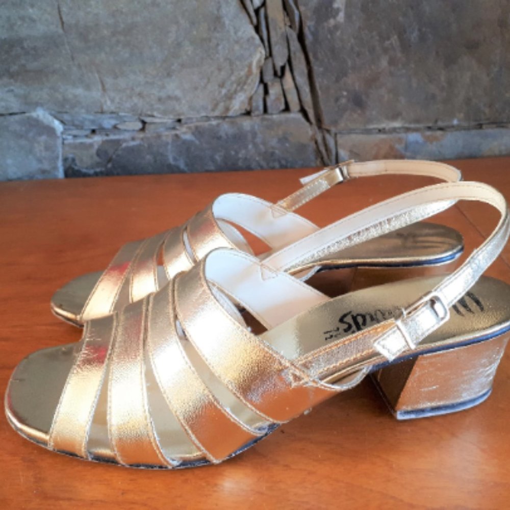 Vintage 1980s Woodwards Gold Chunky Heel Sandals Size 7.5